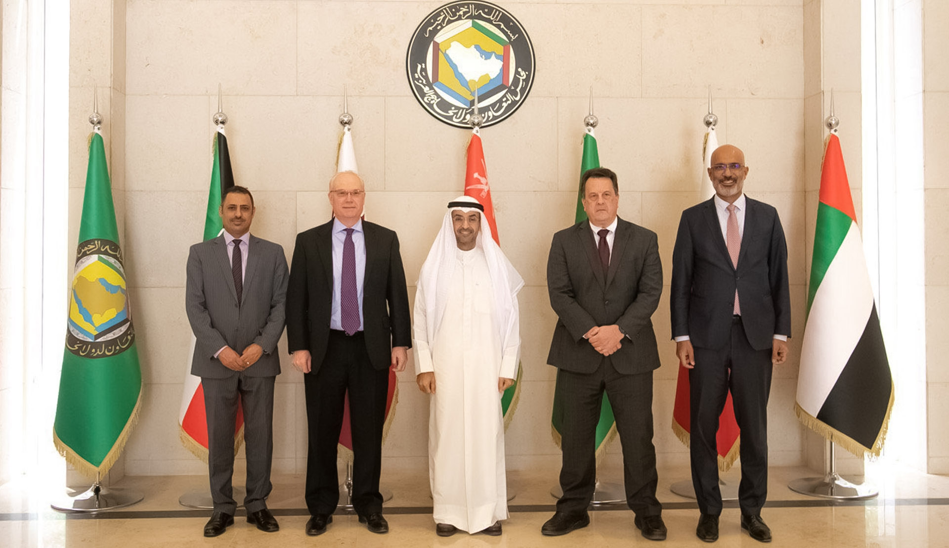 The GCC supports efforts to rescue a stranded tanker off the coast of Yemen